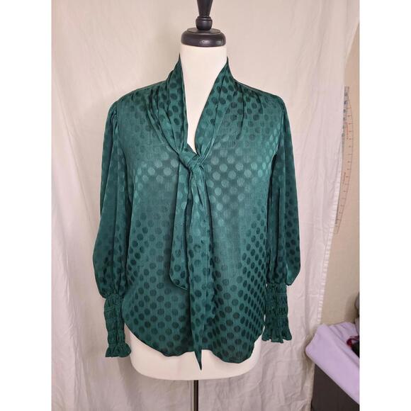 #0136 Max Studio Emerald Green Polka Dot Blouse Size XS - Picture 1 of 9